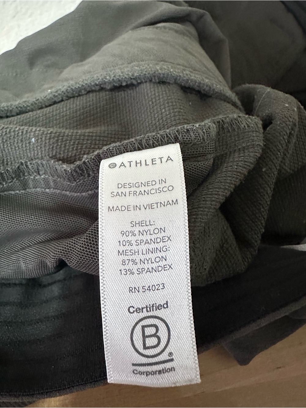 Athleta Women’s Dark Gray Outdoor Hiking Pants - Picture 8 of 9